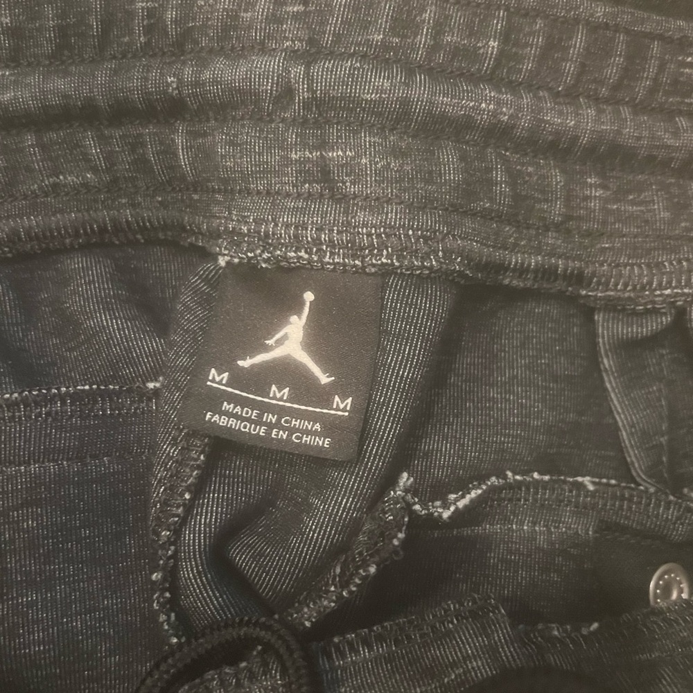 Jordan Men’s Charcoal Gray Jogger Pants - Picture 9 of 12